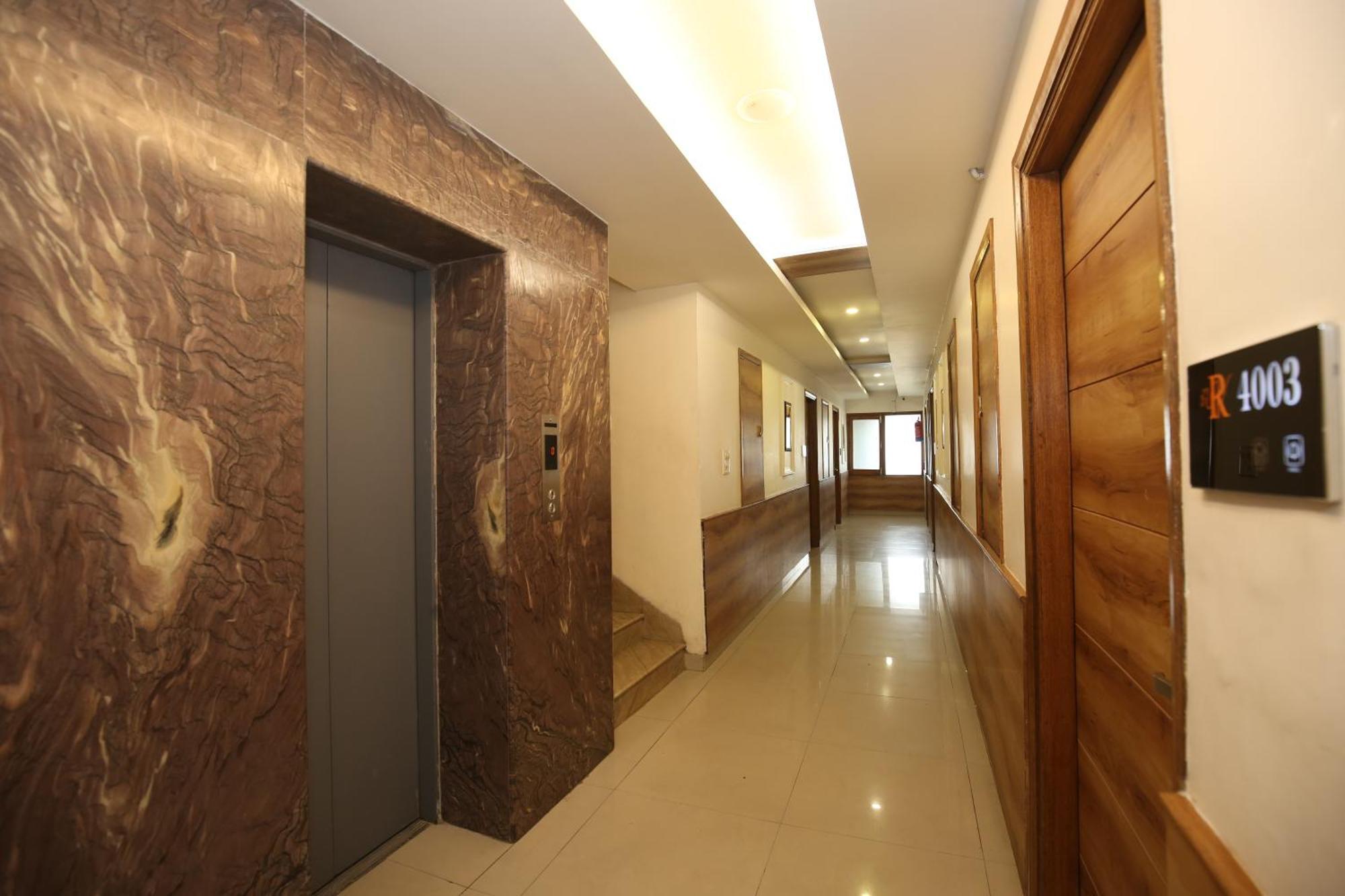 Hotel Rv Regency Amritsar Exteriör bild