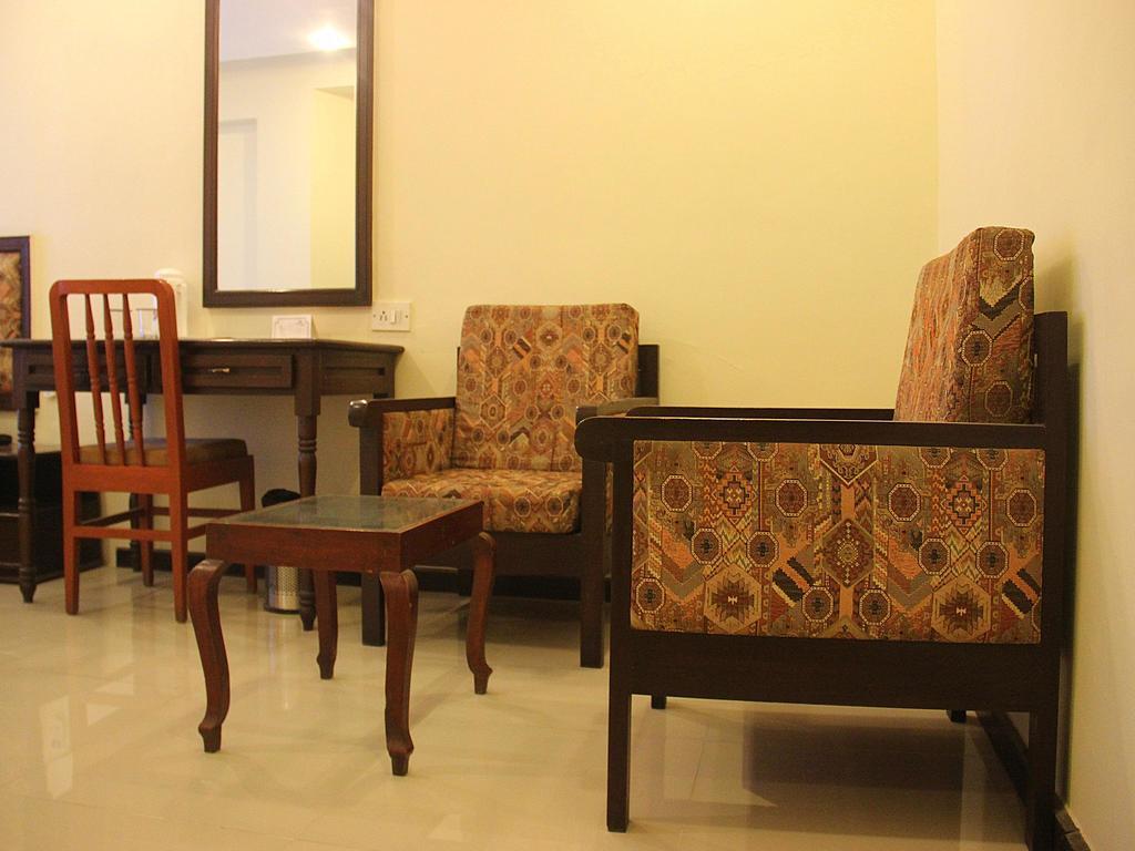 Hotel Rv Regency Amritsar Exteriör bild