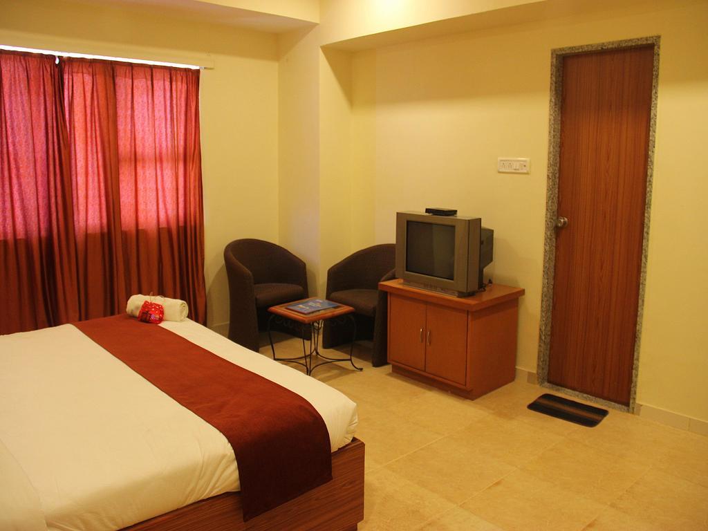 Hotel Rv Regency Amritsar Exteriör bild