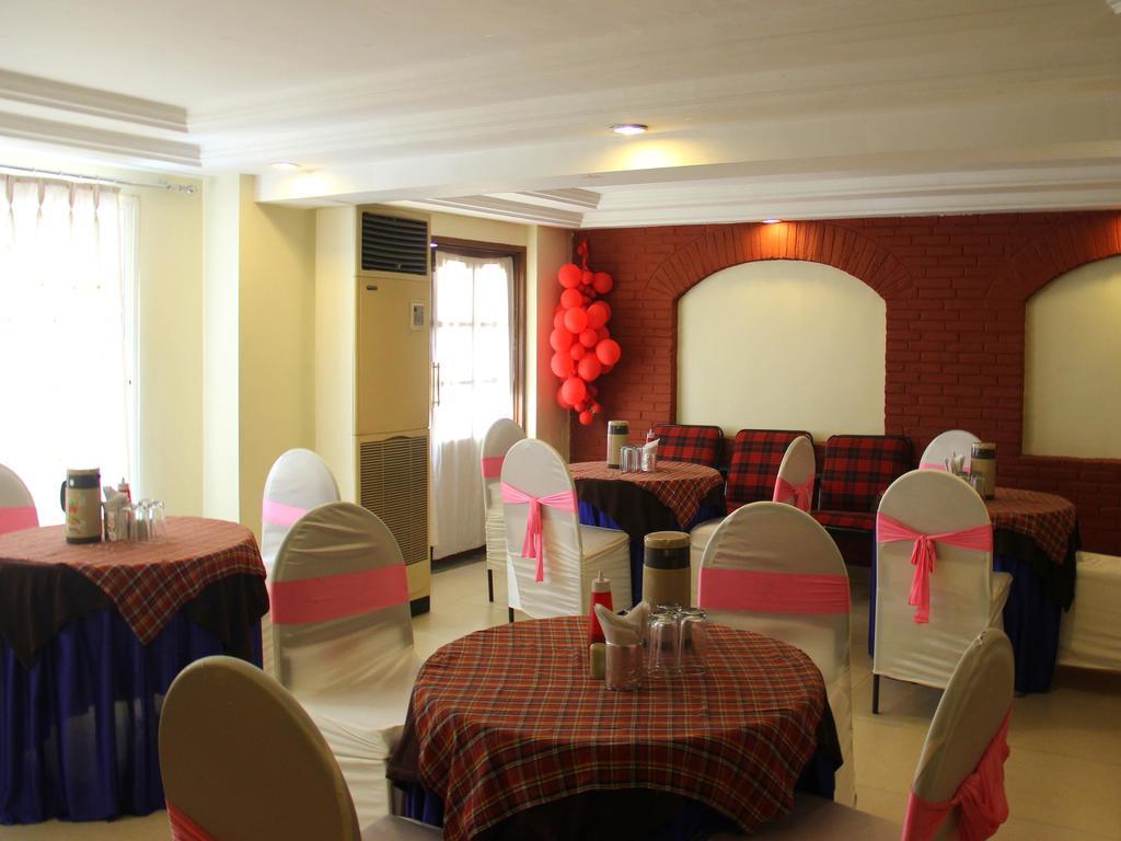 Hotel Rv Regency Amritsar Exteriör bild